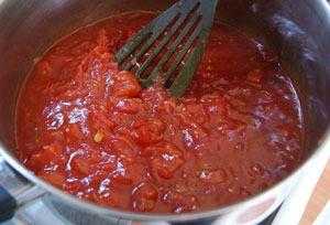 making sauce for Moroccan chicken